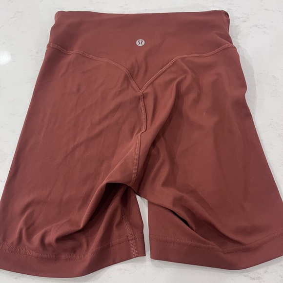 lululemon athletica Rust Bike Shorts - Picture 3 of 4